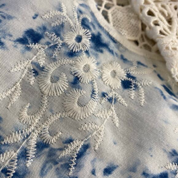 Mind Set XCVI Embroidered Crochet Tunic Top Women’s Size S/M Beach Resort Boho - Picture 8 of 8